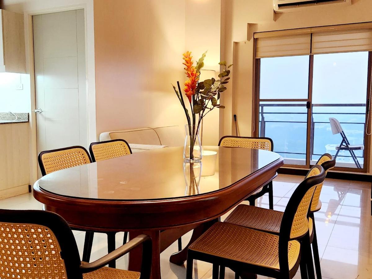 Casa Antonio At Fairway Terraces Family Penthouse 2br Wi-fi Nr Golf, Airport, Bgc Apartment Manila