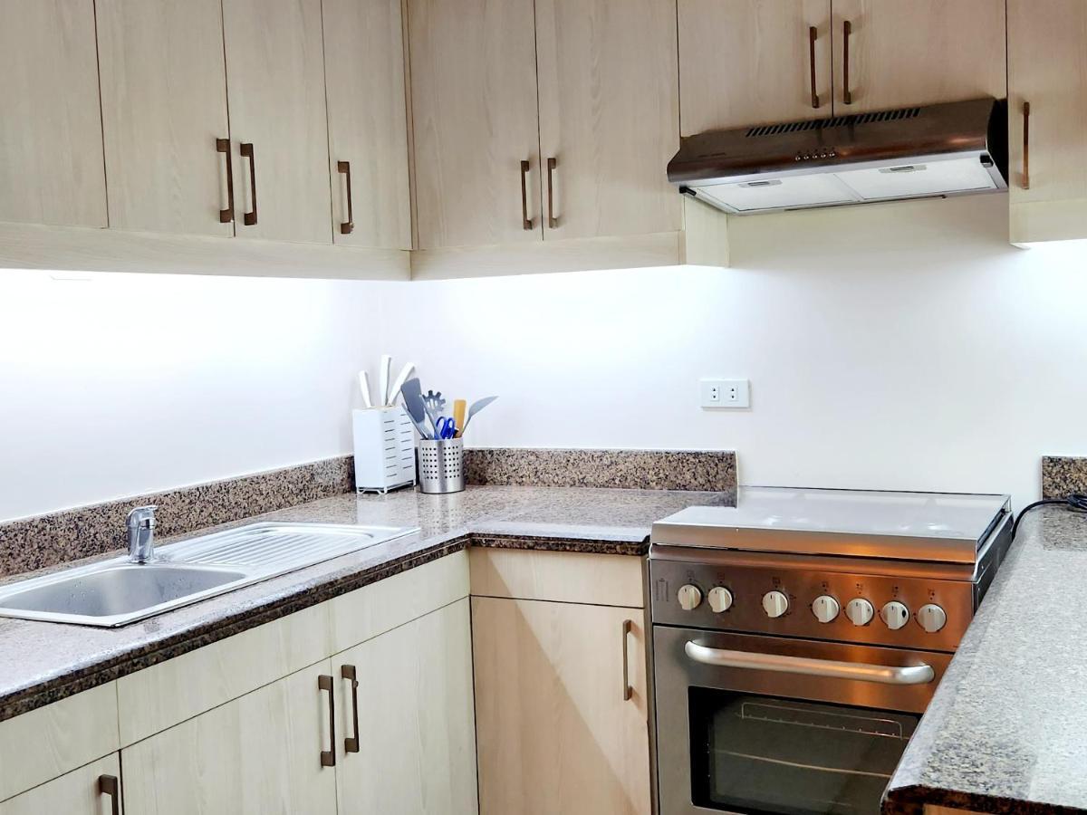 Casa Antonio At Fairway Terraces Family Penthouse 2br Wi-fi Nr Golf, Airport, Bgc
