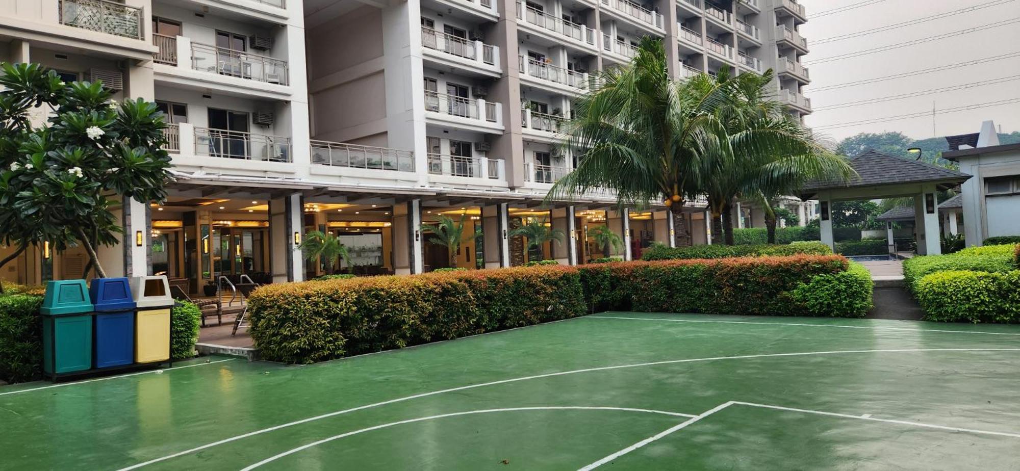 Casa Antonio At Fairway Terraces Family Penthouse 2br Wi-fi Nr Golf, Airport, Bgc Manila