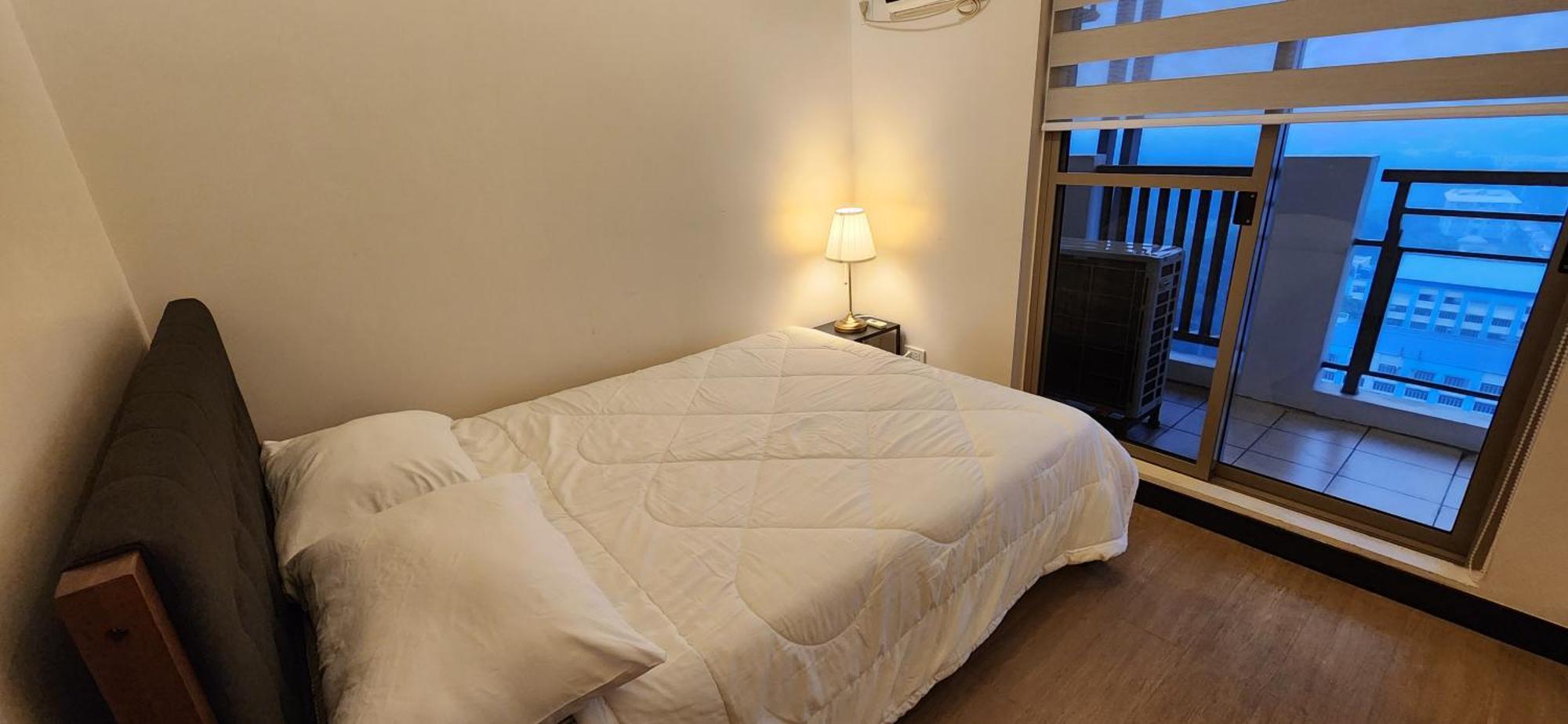 Casa Antonio At Fairway Terraces Family Penthouse 2br Wi-fi Nr Golf, Airport, Bgc